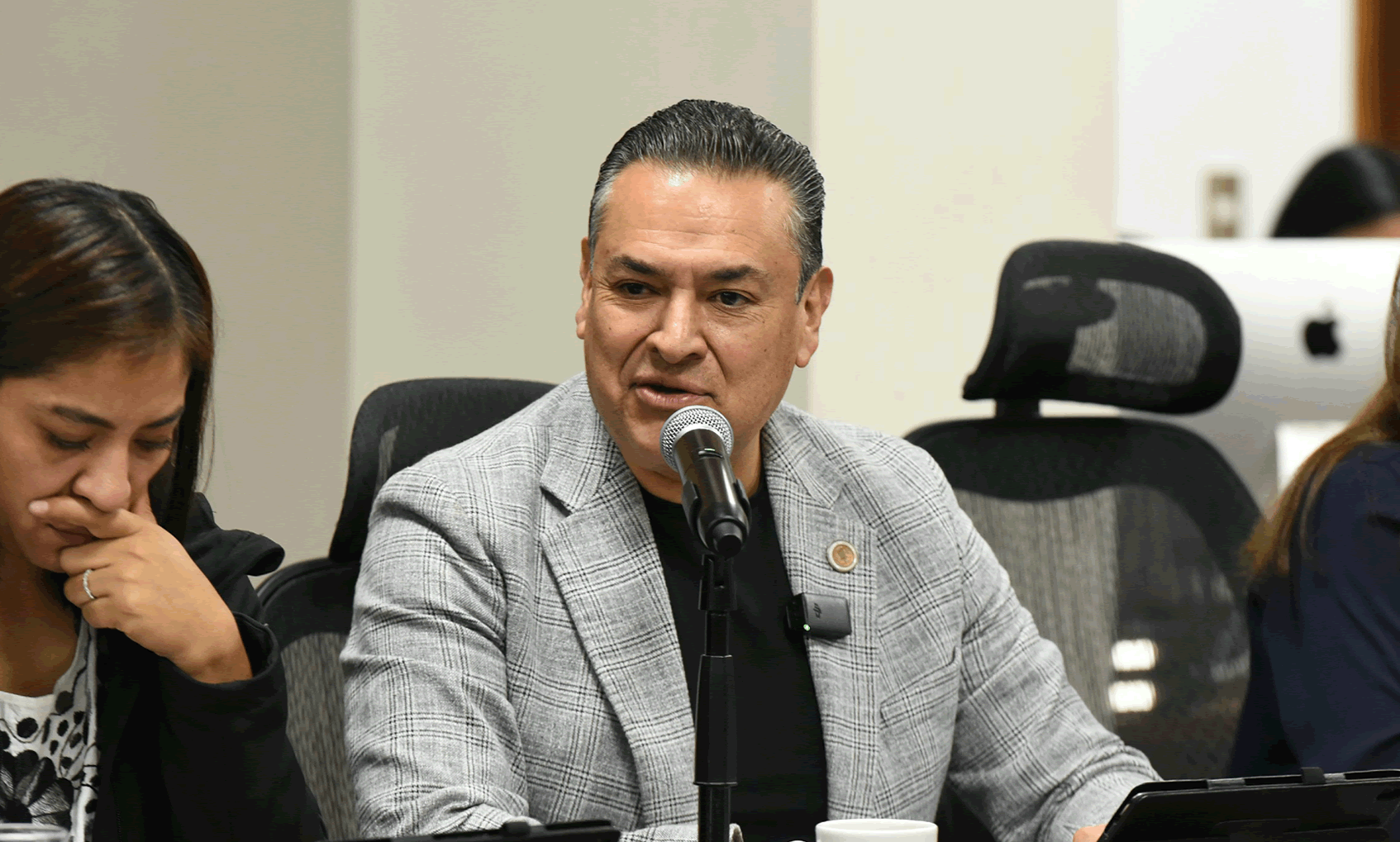 imagen que te permite ver a los Diputados en Sesión